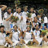 Consiguió convertirse en una leyenda del básquet argentino pese a las tragedias que vivió. Consiguió convertirse en una leyenda del básquet argentino pese a las tragedias que vivió.