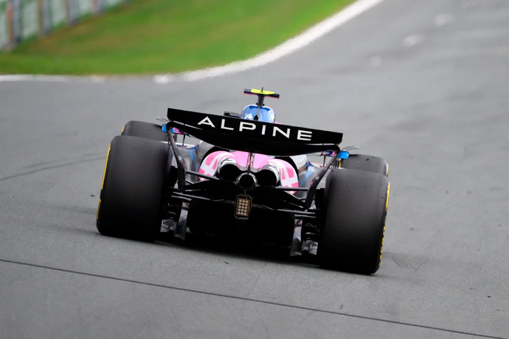 El piloto de Pilar parti&oacute; desde el puesto 16 y, pese a algunos altibajos durante la carrera, logr&oacute; remontar posiciones, aunque no fue suficiente para marcar su debut puntuable con Alpine.