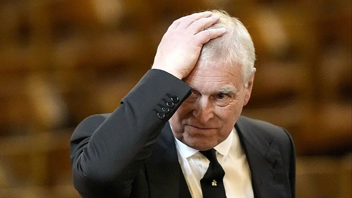 Los escándalos de los últimos 40 años que hicieron que el Príncipe Andrés rompa lazos con la corona británica