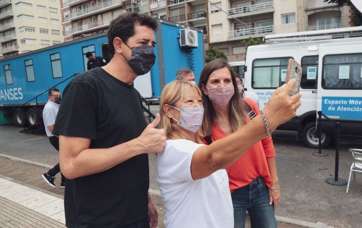 Wado de Pedro y Fernanda Raverta en Mar del Plata.