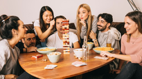 Cuáles son los tipos de amigos que debes tener para ser feliz, según Harvard.