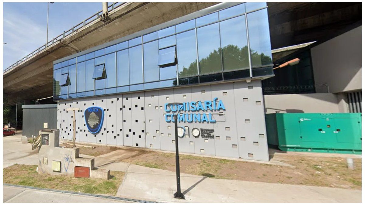 17 prisoners escaped from a police station in the city