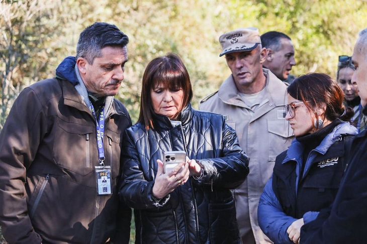 Bullrich llegó a corrientes el 26 de junio acompañada de un equipo de especialistas. Bullrich llegó a corrientes el 26 de junio acompañada de un equipo de especialistas.