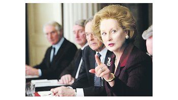 Según la agencia inglesa Reuters, los argentinos ven con simpatía ahora a Margaret Thatcher, por el film que interpreta Meryl Streep.