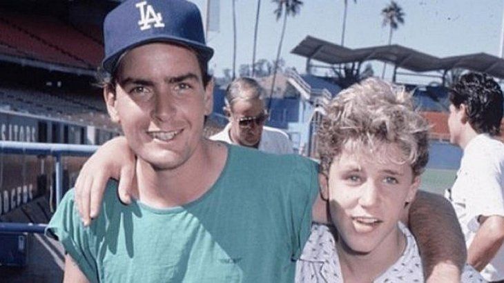 Charlie Sheen and Corey Haim shared the filming of the comedy film Charlie Sheen and Corey Haim shared the filming of the comedy film