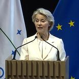 Debemos considerar un aplazamiento en las redes sociales, sugirió la presidenta de la Comisión Europea Úrsula Von der Leyen. Debemos considerar un aplazamiento en las redes sociales, sugirió la presidenta de la Comisión Europea Úrsula Von der Leyen.