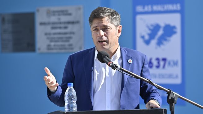 Axel Kicillof aseguró que seguirá trabajando para ser un escudo contra el programa económico del presidente Javier Milei.
