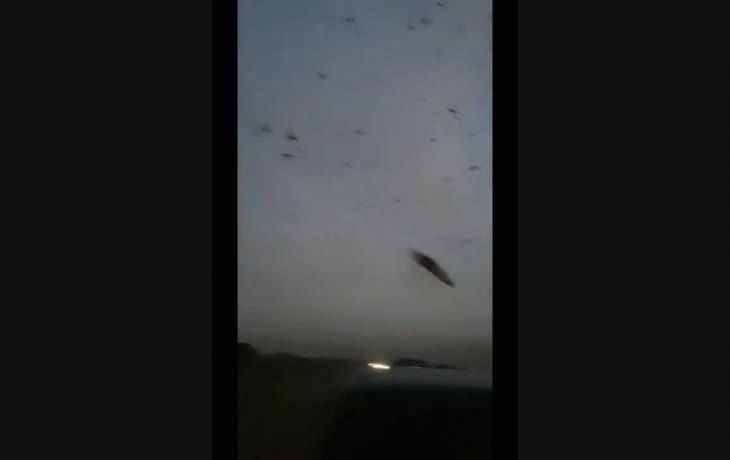 La manga, de una extensión de kilómetros, fue vista en&nbsp;Lanteri, en el extremo noreste de Santa Fe, aunque hasta hoy no había causado daños.&nbsp;