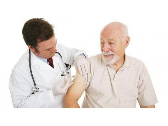 Neumonía: 7 de cada 10 adultos que deben vacunarse no lo hacen