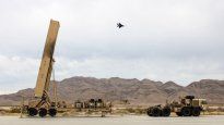 El Dark Eagle cuenta con un alcance de 1.725 millas y está diseñado específicamente para ataques de precisión convencionales de largo alcance.