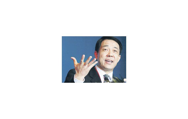 ámbito.com | Bo Xilai, quien fuera una figura estrella del Partido Comunista (PCCh), deberá afrontar un juicio por enriquecimiento ilícito, en momentos que el régimen busca dar batalla a la corrupción.