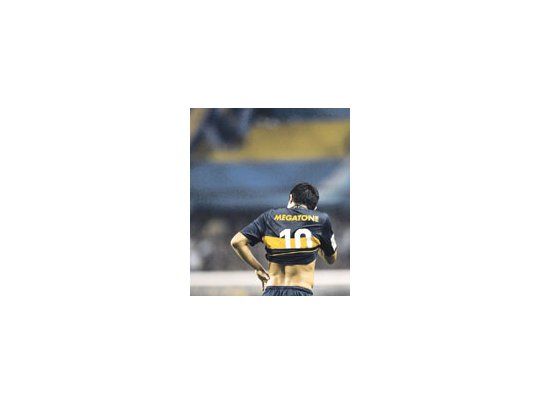 Boca le dio la espalda a esta edición de la Copa. Riquelme busca una explicación tras la derrota con Defensor.