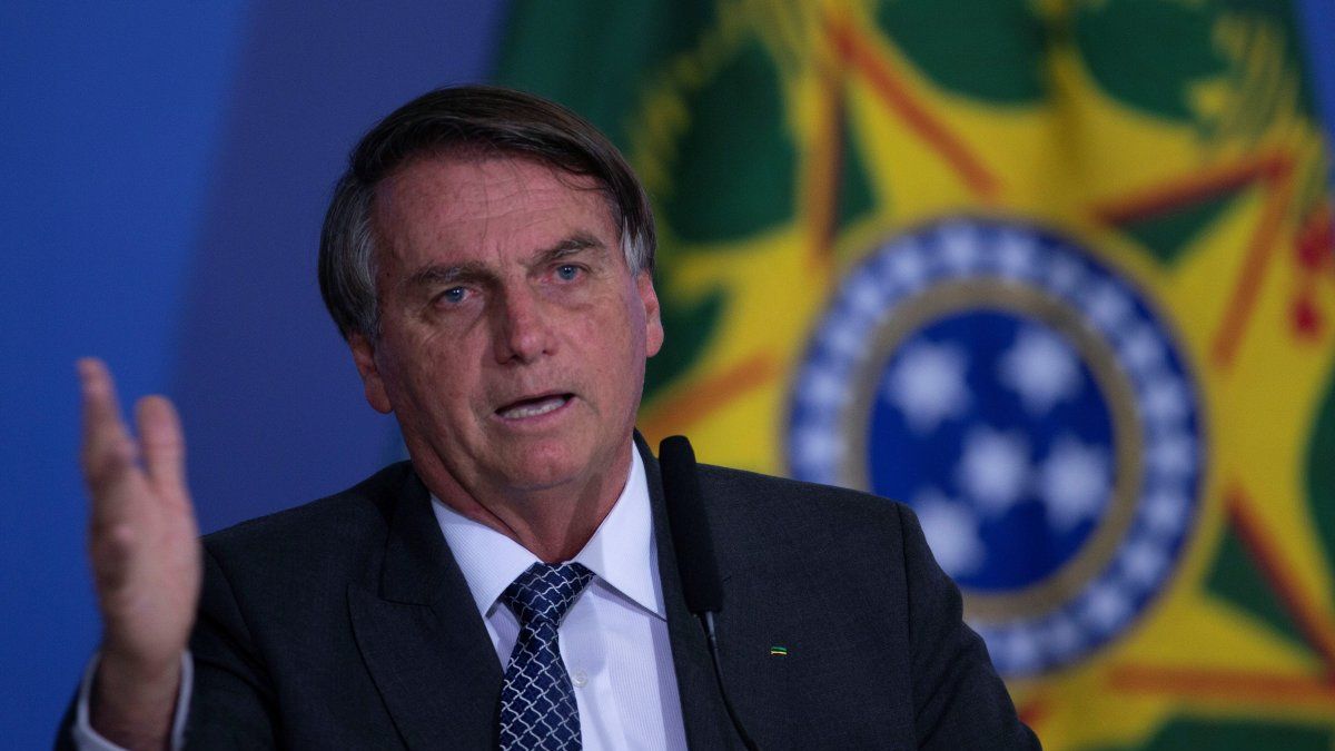 Jair Bolsonaro habla de ofrecer asilo político a Jeanine Áñez