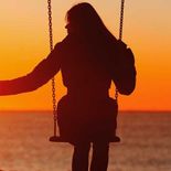 Estar soltero mucho tiempo puede reflejar procesos personales y cambios sociales. Estar soltero mucho tiempo puede reflejar procesos personales y cambios sociales.