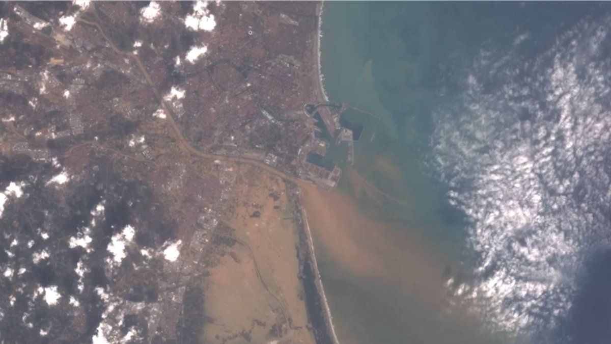 Floods in Spain: the impressive satellite images of the passage of the DANA through Valencia and its destruction