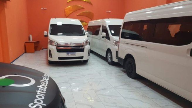 El operativo terminó en 19 detenidos y $120 millones incautados.