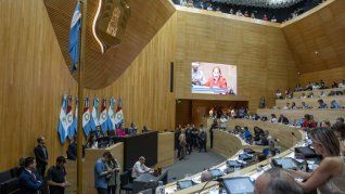 La Legislatura de Córdoba debatirá la Ley Impositiva enviada por Martín Llaryora. La Legislatura de Córdoba debatirá la Ley Impositiva enviada por Martín Llaryora.