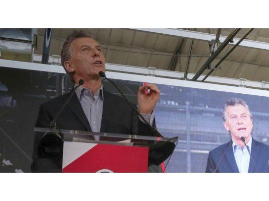 Mauricio Macri eligió a Jorge Almirón como su técnico para la selección argentina.