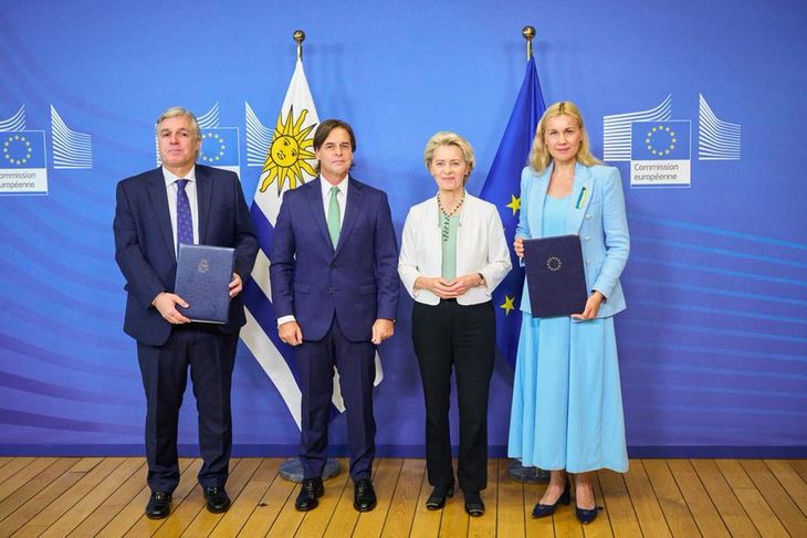 Uruguay signed a memorandum of understanding on renewable energy with the European Union. Uruguay signed a memorandum of understanding on renewable energy with the European Union.