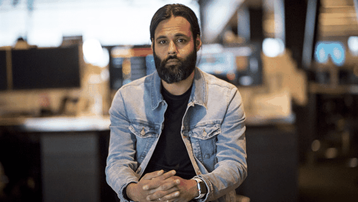 Modificó la relación entre pequeños inversores y el mercado bursátil, generó nuevas tendencias digitales y elevó ganancias por millones en pocos años. Modificó la relación entre pequeños inversores y el mercado bursátil, generó nuevas tendencias digitales y elevó ganancias por millones en pocos años.