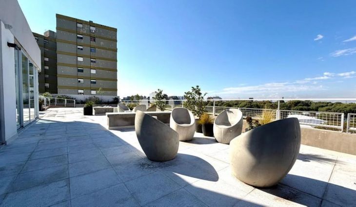 Terraza de un departamento en la Avenida Almafuerte en proximidad de Avenida Caseros, Diógenes Taborda y Uspallata, en Parque Patricios 