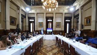 Un plenario de Presupuesto y Economía abordará un nuevo pago a los bonistas del 2001. Un plenario de Presupuesto y Economía abordará un nuevo pago a los bonistas del 2001.