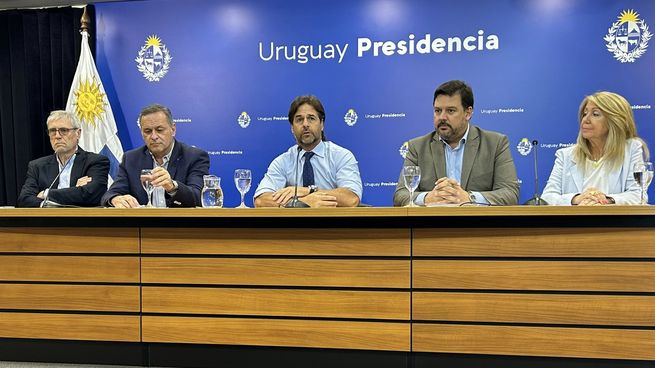 El ministro Peña aseguró contar con el respaldo del presidente Lacalle Pou respecto de la última polémica en el gobierno uruguayo.