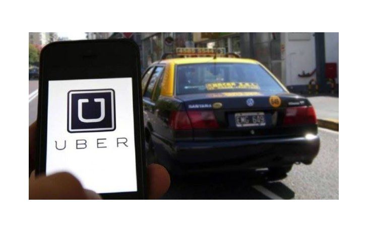 La guerra entre Uber y los taxistas sumó un nuevo capítulo con el fallo de la Justicia porteña.
