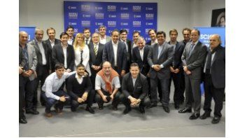 Daniel Scioli junto a los intendentes boanerenses.