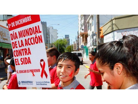 El municipio de Berazategui lanzó una campaña para prevenir el VIH en jóvenes
