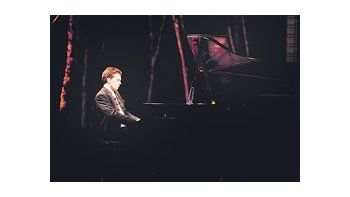 El pianista croata Goran Filipec, una de las importantes figuras que participarán este año del Festival Internacional de Ushuaia, cuya principal novedad será la Sinfónica de Moscú.