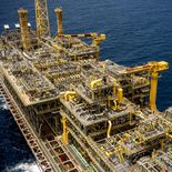 El descubrimiento de petróleo por parte de Exxon en estas aguas hace más de una década se encuentra entre los hallazgos más importantes de este siglo.