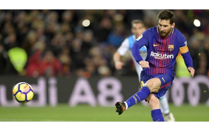Messi no la metió ni de penal, pero asistió a Suárez en el primero y llegó a 200 pases gol en Barcelona.