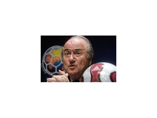 Joseph Blatter anunció que el Mundial de Sudáfrica fue un éxito financiero.