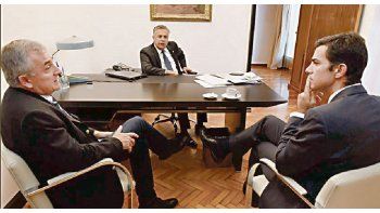 Grilla intensa. Cornejo, como anfitrión del radical jujeño Gerardo Morales y del justicialista salteño Juan Manuel Urtubey. Fue solo uno de los contactos que marcaron una Vendimia intensa en lo político.