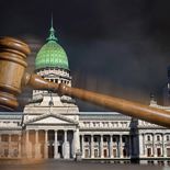 La reforma laboral cumplió un mes y ya tiene tres fallos en su contra. La reforma laboral cumplió un mes y ya tiene tres fallos en su contra.