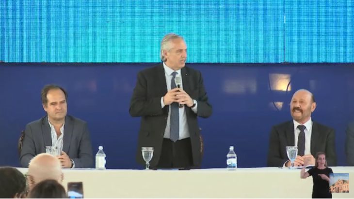 alberto fernandez.jpg