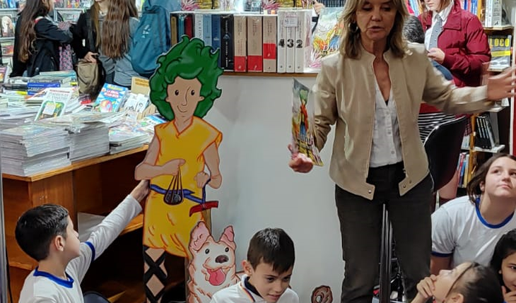 La programación de este 25 de abril en la Feria del Libro. La programación de este 25 de abril en la Feria del Libro.