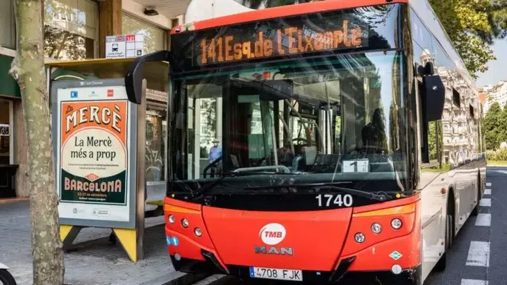 In the Catalan capital, a bus of the V3 line circulates for five years driven by this biofuel. In the Catalan capital, a bus of the V3 line circulates for five years driven by this biofuel.