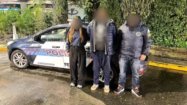 El hombre fue trasladado bajo custodia a Montevideo. (Foto: NA)