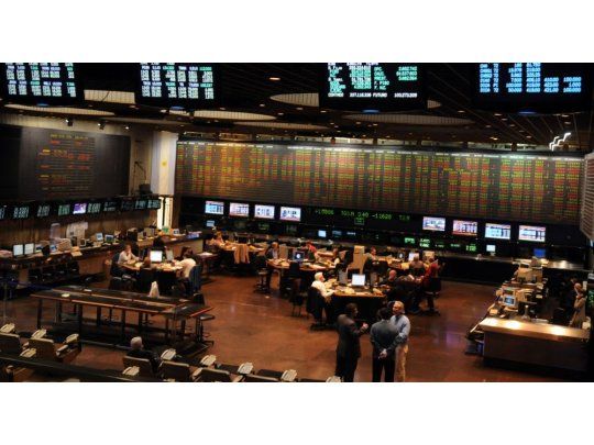La bolsa porteña perdió 1,4%, pero en el mes ganó 5,6%
