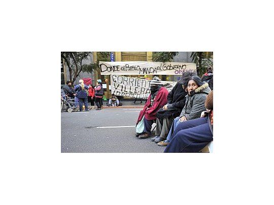 Durante el año se multiplicaron las protestas de los vecinos de las villas frente la Secretaría de Hábitat por más fondos para obras en asentamientos.