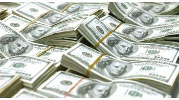 ámbito.com | El BCRA vendió u$s 120 M para contener al dólar, que cerró casi estable a $ 38,14