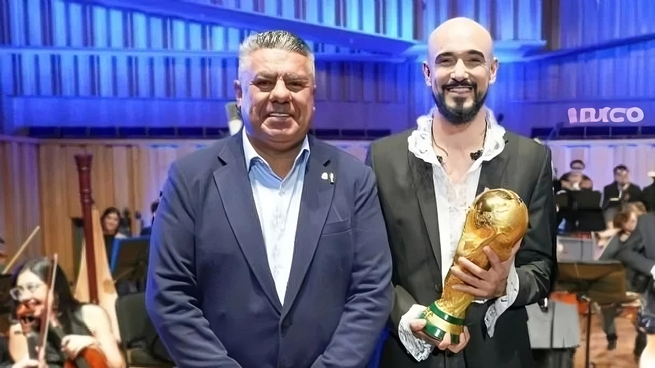 El Chiqui Tapia y Abel Pintos con la tercera.&nbsp;