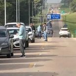 Al momento de cruzar la frontera, algunos países podrían pedir pasaje de regreso, una carta de invitación o dinero para estadía. Al momento de cruzar la frontera, algunos países podrían pedir pasaje de regreso, una carta de invitación o dinero para estadía.