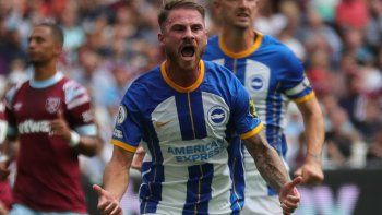 Pide pista. Alexis MacAllister&nbsp; jugó en gran nivel en Brighton & Hove Albion y se ilusiona con estar en Qatar 2022.