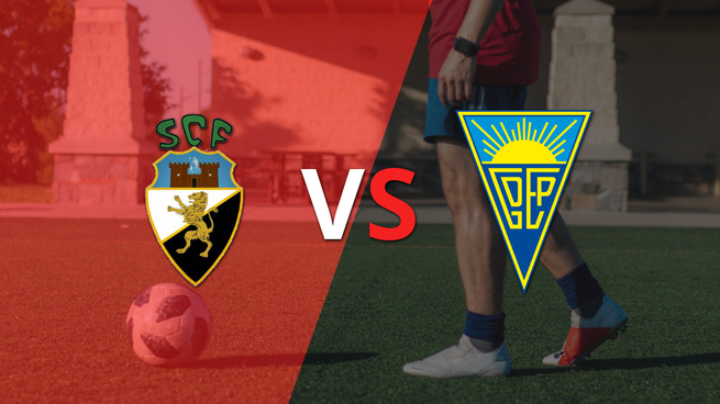 Ya rueda el balón entre Farense y Estoril en el Estadio de São Luís