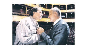 La visión optimista del rumano Mihaileanu («Tren de la vida», «Ser digno de ser») vuelve a evidenciarse en «El concierto».