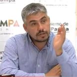 Cruz se desempeñaba como Intendente de Quehué. Cruz se desempeñaba como Intendente de Quehué.