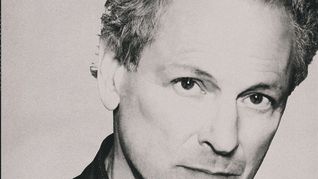 Lindsey Buckingham hizo lo suyo y acertó
